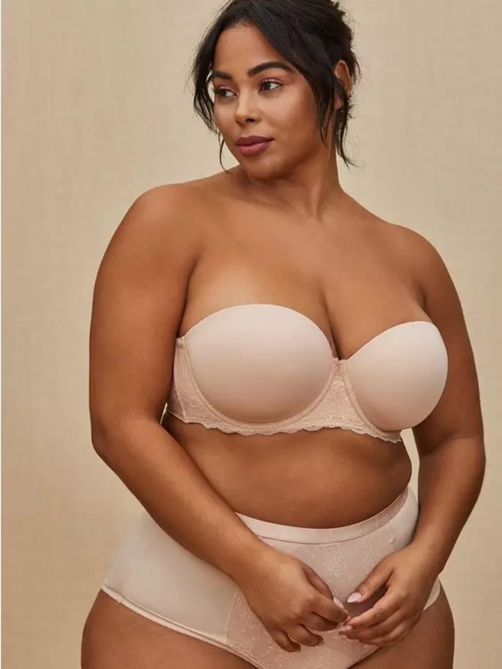 Torrid 46C Strapless Lightly Lined Smooth Bra - Lace-Trim Nude Bra Size 46C